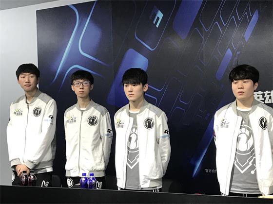 威斯布鲁克 威斯布鲁克