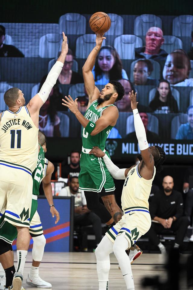 半场结束前 半场结束前